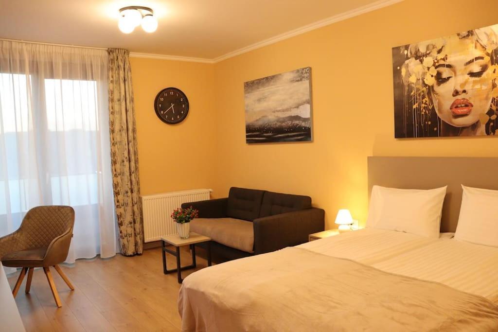 Parklake Home Cluj-Napoca Buitenkant foto